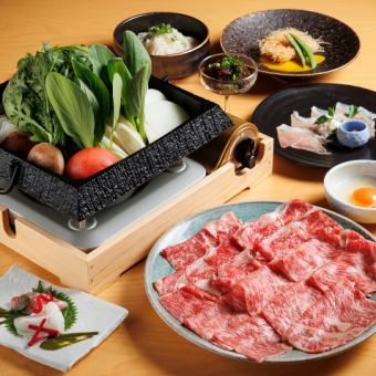 Sukiyaki 10,000 yen (tax included) course with Yamagata beef and carefully selected domestic beef