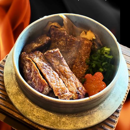 牛サーロインステーキ釜飯