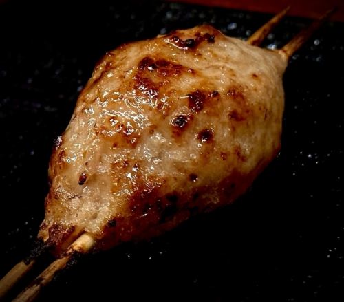 The shop's signature dish, "tsukune" (chicken meatballs), comes with a special sauce.