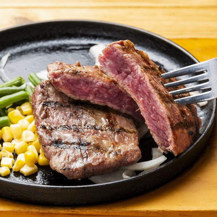 力強い赤身の旨さが五感を刺激する当店一押しのロックステーキ!