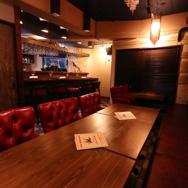 内装にもこだわった店内は雰囲気抜群。落ち着いた空間で、ベテランシェフが手掛ける食材・調理にこだわった本格フレンチをお楽しみいただけます。（大分市/都町/フレンチ/イタリアン/デート/誕生日/記念日/ワイン/シャンパン）