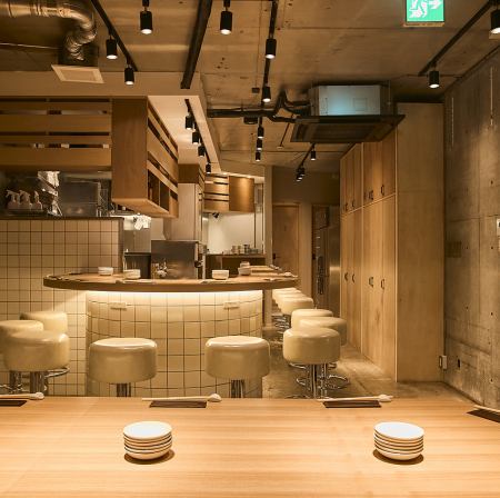 写真は系列の中目黒店になります。