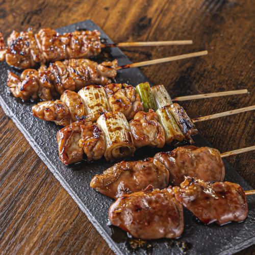 【人気串を一度に味わえる盛り合わせ!】おすすめ3種6本盛り 950円(税込)