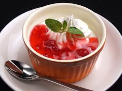 Panna cotta (strawberry sauce or blueberry sauce)