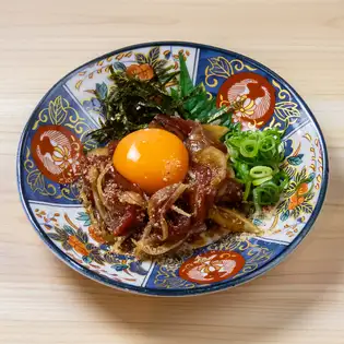 馬肉ユッケ