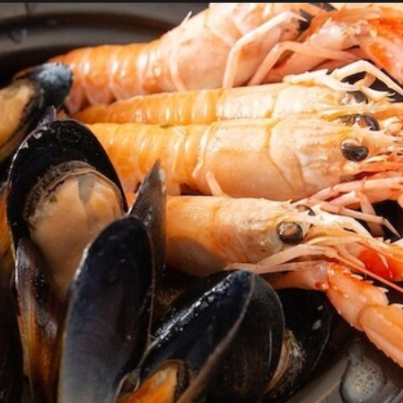 홍합과 스캔피의 화이트 와인 찜