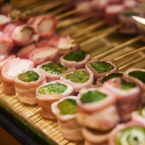 【食べるべき逸品】ヒデキが手掛ける下北ホール名物の野菜巻き串！