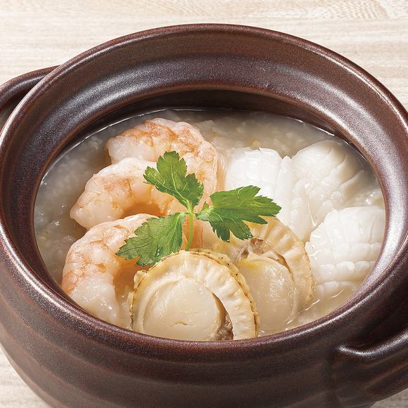 Congee with three types of seafood