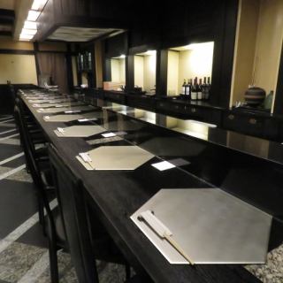 10名様～貸切承っております。各種宴会にご利用くださいませ。