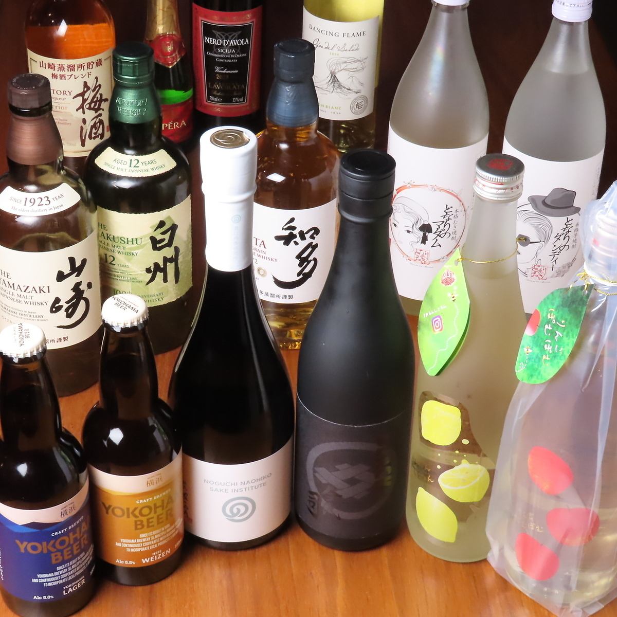 日本酒やウイスキー、ワインなど料理に合うお酒を豊富にご用意◎