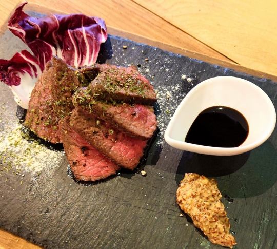 【欢迎/告别派对 豪华意式畅饮90分钟套餐】主菜：国产牛排