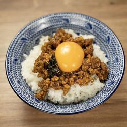  ラムそぼろ丼