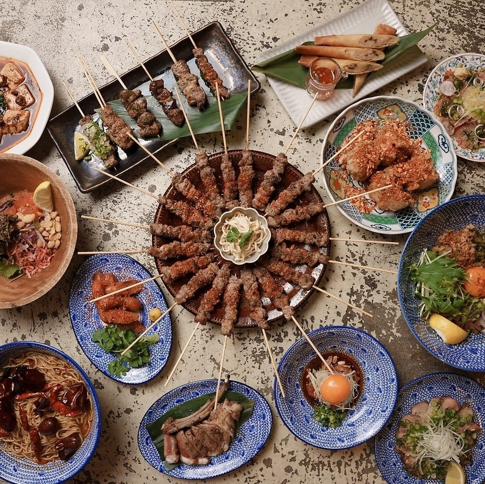 《三宮(兵庫)の居酒屋》こだわりのスパイスを使ったラム肉料理×オーガニックワイン