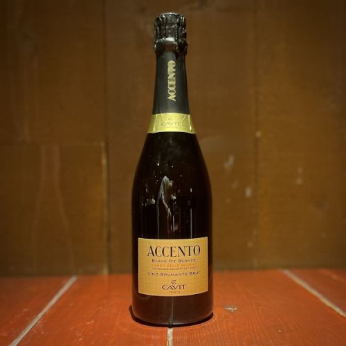 スパークリングワイン・アチェント ブリュット カヴィット