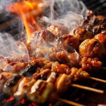 お酒のおともにピッタリな焼き鳥を取り揃えております♪