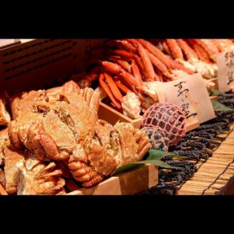 蟹は常時3週類以上！（カニ食べ放題オプション）