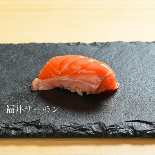 Enjoy the finest nigiri sushi!