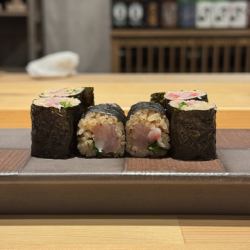 Yellowtail roll