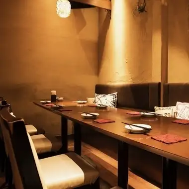 人数の多い飲み会でも大丈夫！5名様以上でもお席を連結してご用意致します☆平日には、生ビールもokな飲み放題のみのプランもございますので、この後どうする？って時の2次会もスムーズに♪
