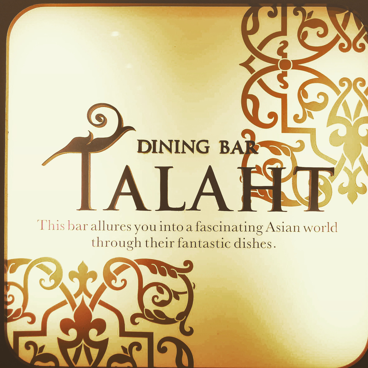 ダイニングバー タラート Dining Bar Talaht 公式