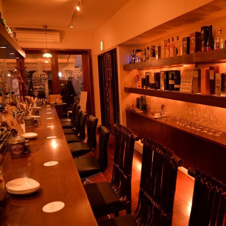 お洒落な店内！女子会やデートはもちろんおひとり様も大歓迎◎