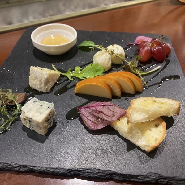 4種のチーズ盛り合わせ