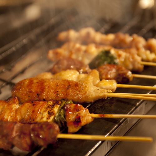 Charcoal grilled yakitori made using binchotan charcoal.Our homemade sauce, which has been in business for 10 years, goes perfectly with alcohol! Our addictive yakitori has many repeat customers♪