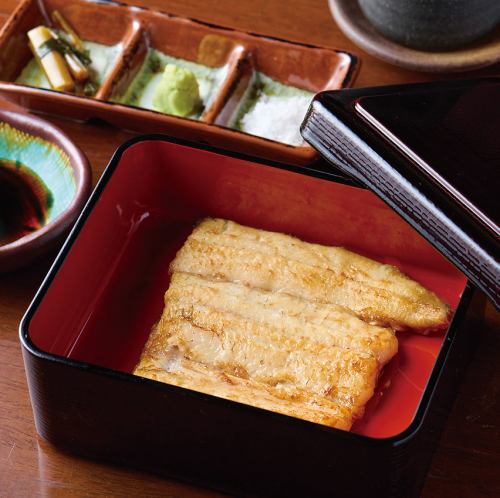 【炭火焼き】鰻白焼き