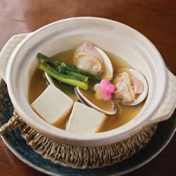 蛤と芹の酒蒸し