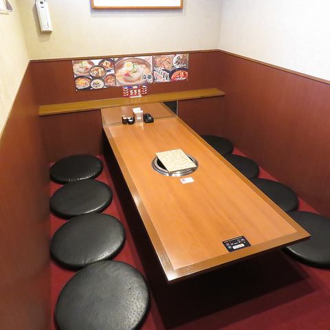 4名様~10名様まで◎お座敷でゆっくりお過ごしいただけます!