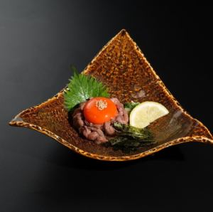 Rare steak yukhoe