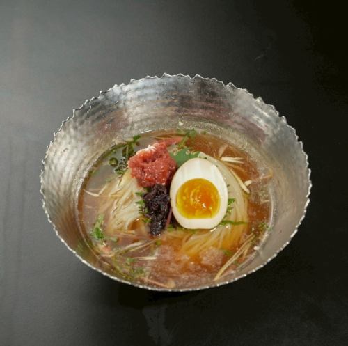 特製冷麺/梅しそ冷麺