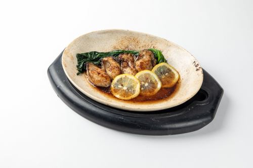 牡蠣のバターステーキ