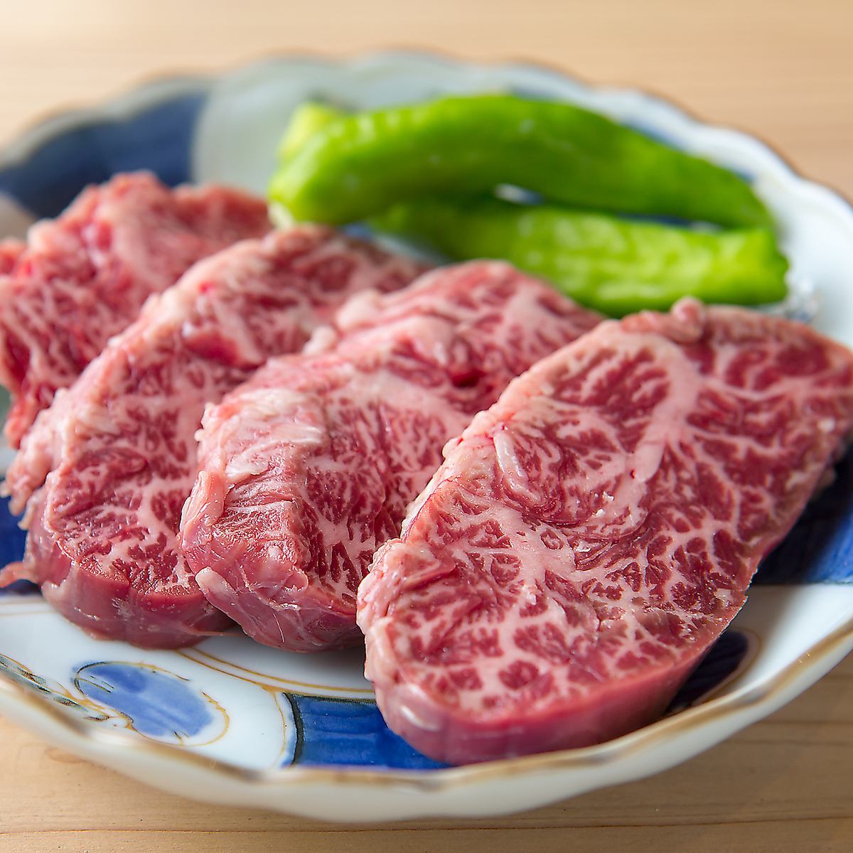 とろけるような絶品のお肉を、こだわりの調理法で心ゆくまで。