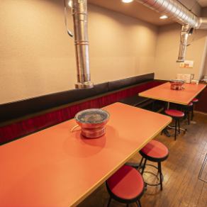 《ご家族利用から普段使いまで対応可能なテーブル席です◎》