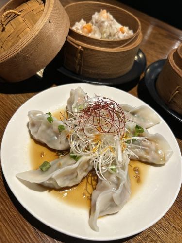 自家製エビ入り水餃子