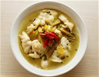 酸菜魚／高菜と白身魚の煮込み