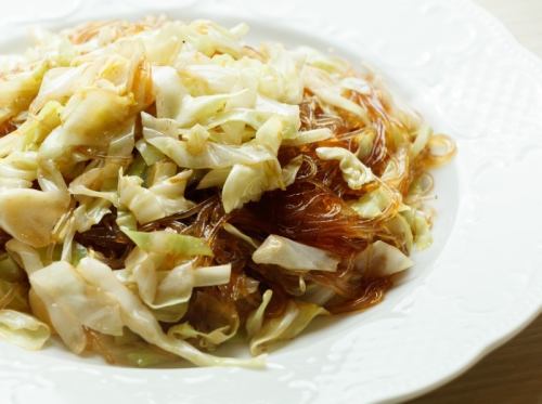 Stir-fried wrapping vegetables / Stir-fried cabbage with vermicelli