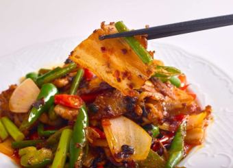 重慶回鍋肉/豚バラ肉の辛味炒め(ホイコーロー)