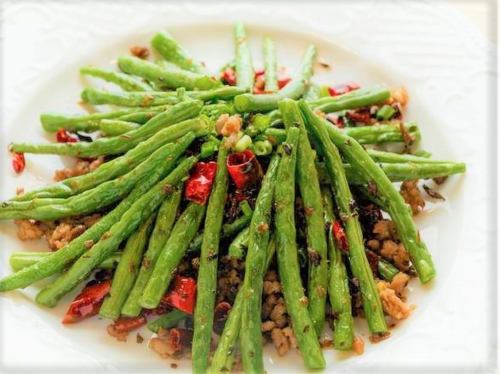 干偏四季豆/インゲンの四川風炒め