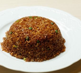 醤油炒飯/黒(中国タマリ醤油)チャーハン