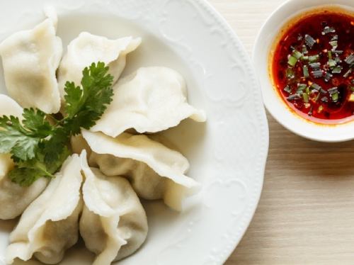 四川水餃/ゆでギョウザ、ピリ辛ソース