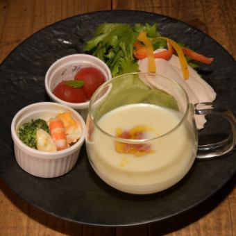 【ランチ】　スーププレート　オニオンスープorヴィシソワーズ