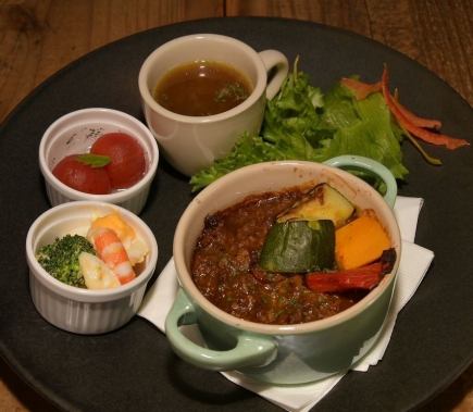夏季蔬菜肉末咖喱拼盘