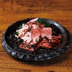 阿瓦黑牛肉熟成烤牛肉
