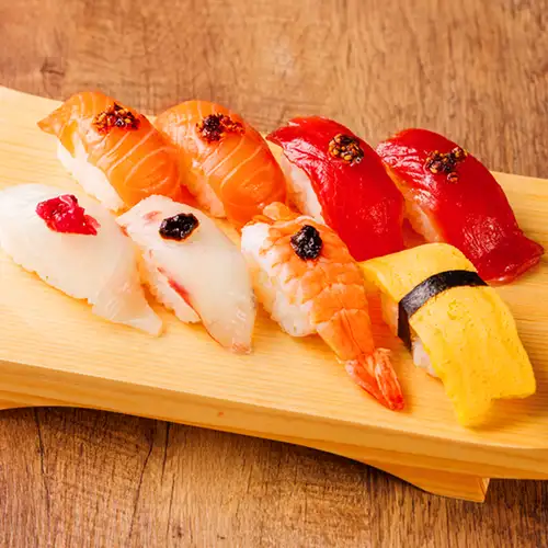 にぎり寿し8カン盛合せ(並)