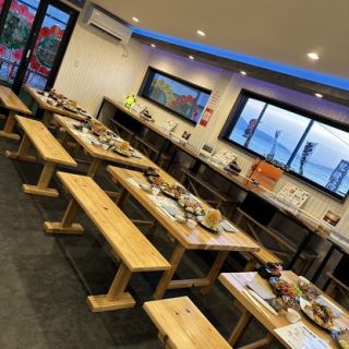 テーブル席　4名様掛け×3席