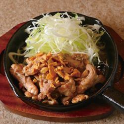 鉄板鶏せせり焼き
