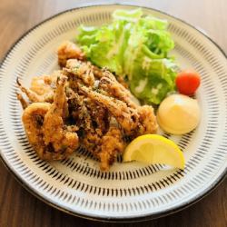 和風醤油のイカげそ唐揚げ
