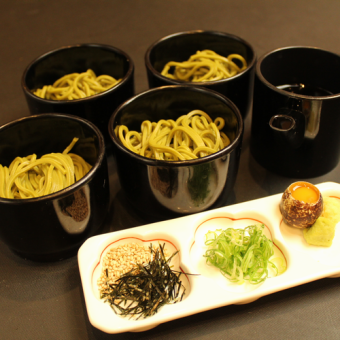 Made with buckwheat flour from Hokkaido! Stone-ground soba <cold>/brown soba <cold> each